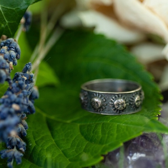 Handmade Thick Sterling Silver Sun Ring - Picture 1 of 3